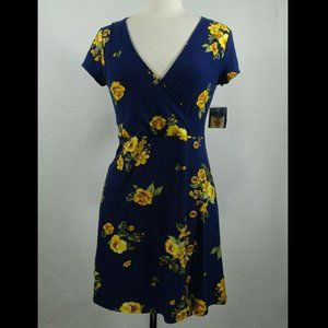 Arizona Jean Co Size M Faux Wrap Dress Floral Print Stretch Buttons NEW